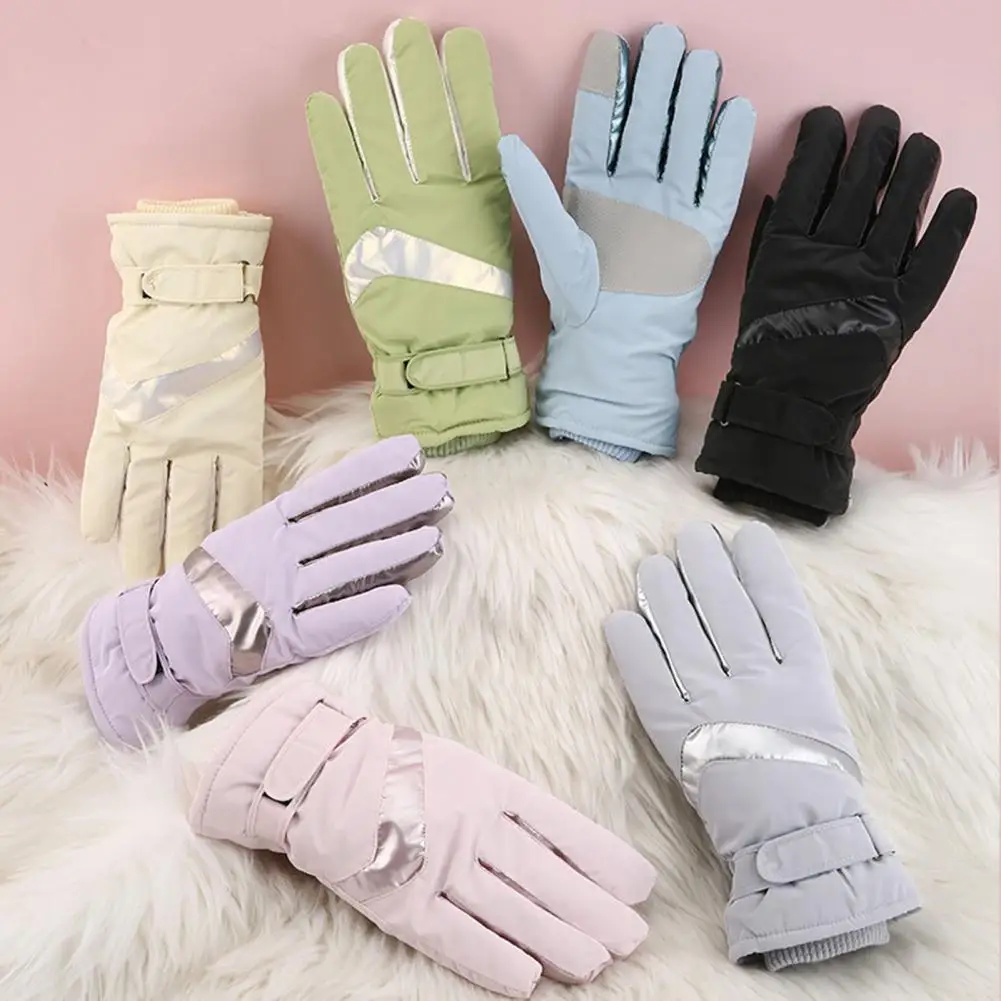 

1 Pair Stylish Women Gloves Long Lasting Cycling Gloves Reflective Stripe Windproof Fleece Lining Warm Driving Gloves Coldproof