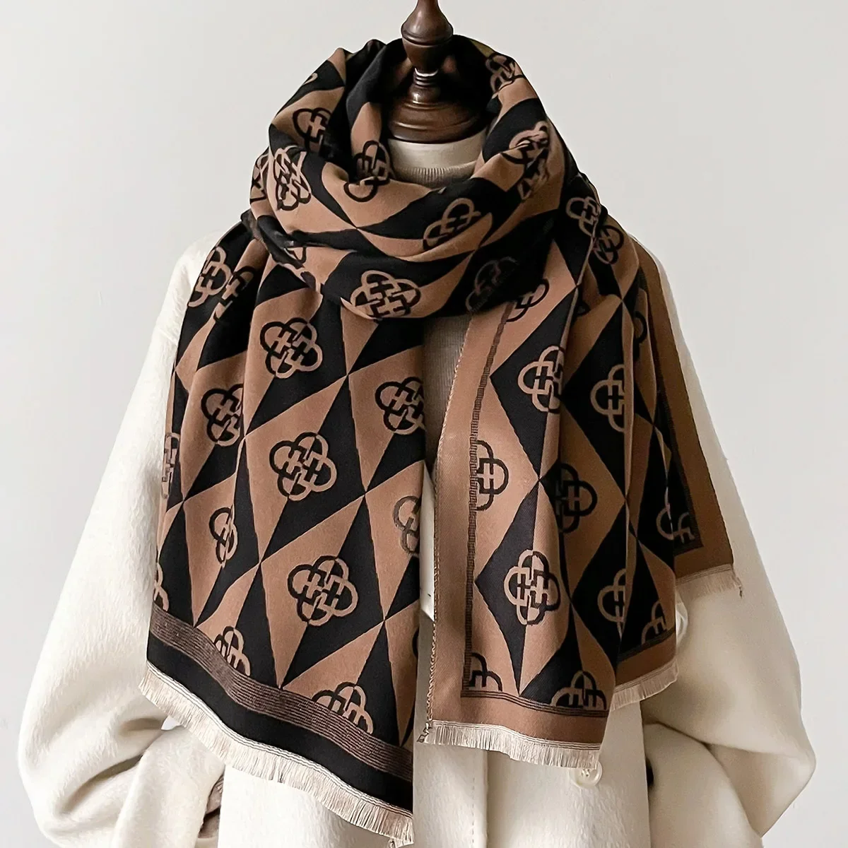 2024 Дизайнерский Зимний Кашемировый Шарф Женский Теплый Пончо Из Пашмины Шаль