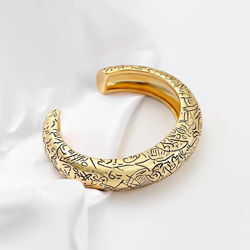 Знаменитый французский дизайнер одинаковый нишевый дизайн большой тяжелой