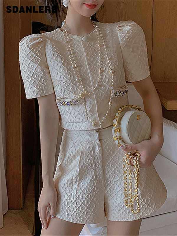 

High Sense Socialite White Shorts Two-Piece Suit 2022 New Women's Summer Elegant Fashion Shirt Solid Color Short Tops