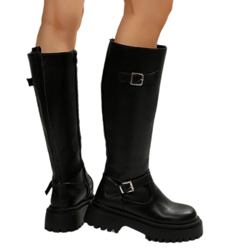 Готические сапоги с пряжкой на ремне для женщин черные до колена толстом каблуке