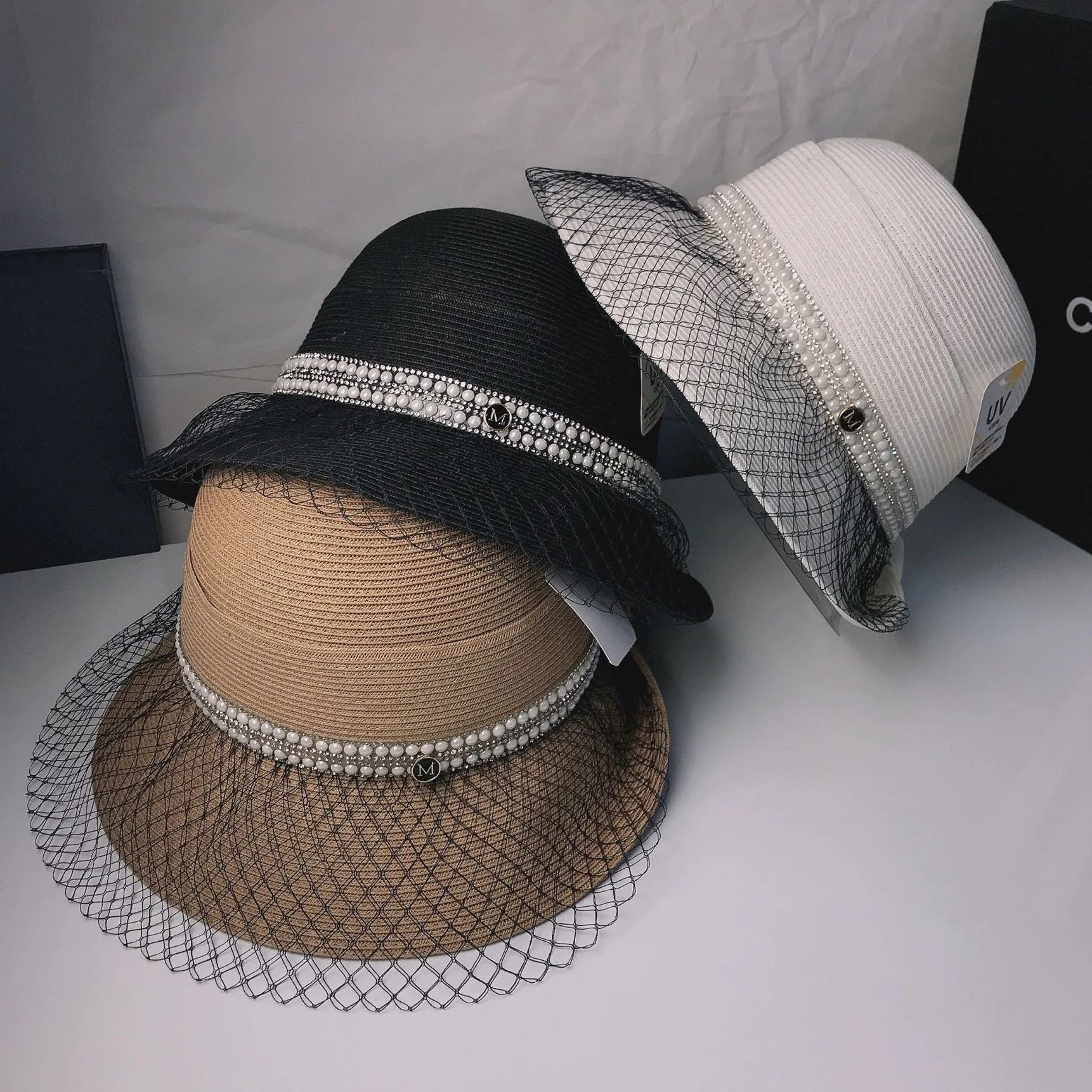 Spring and Summer Fisherman's Hat Mesh Fine Grass Water Diamond Pearl Curled Folding Straw Hat Sun Protection Sun Shade Hat