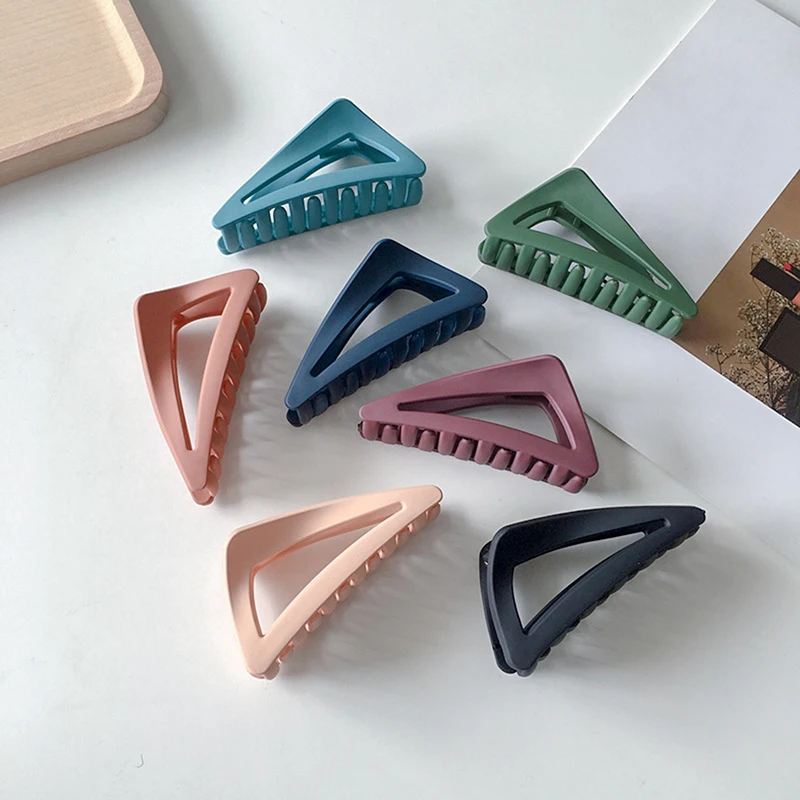 

Scrub Triangle Shape Geometric Hairpins Matte Hair Claws Women Acrylic Hair Clip Hair Clamps Crab Accessories Barrettes