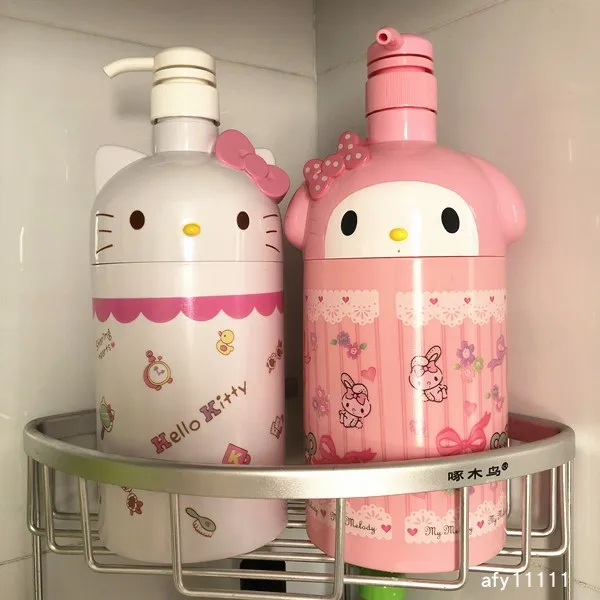 

Бутылочка для мыла Hello Kitty с деревянным насосом, дозатор жидкого мыла, контейнер для мыла и лосьона для рук, многоразовые банки для кухни, 1000 м...