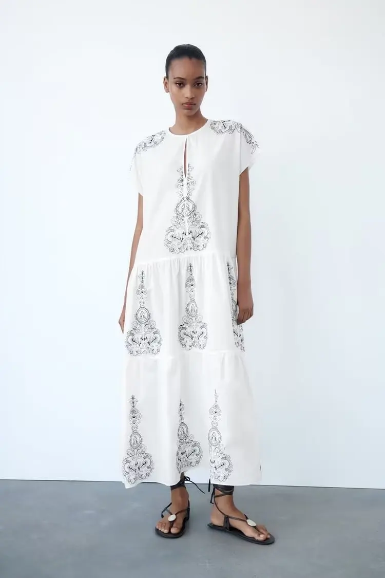 

New Casual Ladies Comfortable Round Neck Slit Cotton Embroidered Midi Dress