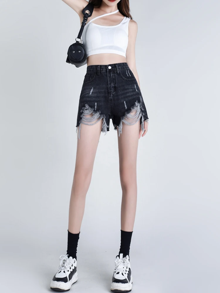 New Streetwear Women Frayed Raw Hem Hole Loose Denim Shorts Spring Summer Female Button Wide Leg Jeans Shorts Bottoms