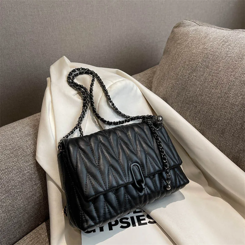 

Модные Прошитые сумки через плечо для женщин 2023, трендовая Маленькая кожаная сумка на цепочке через плечо, Роскошный дизайнерский кошелек и сумочки для женщин