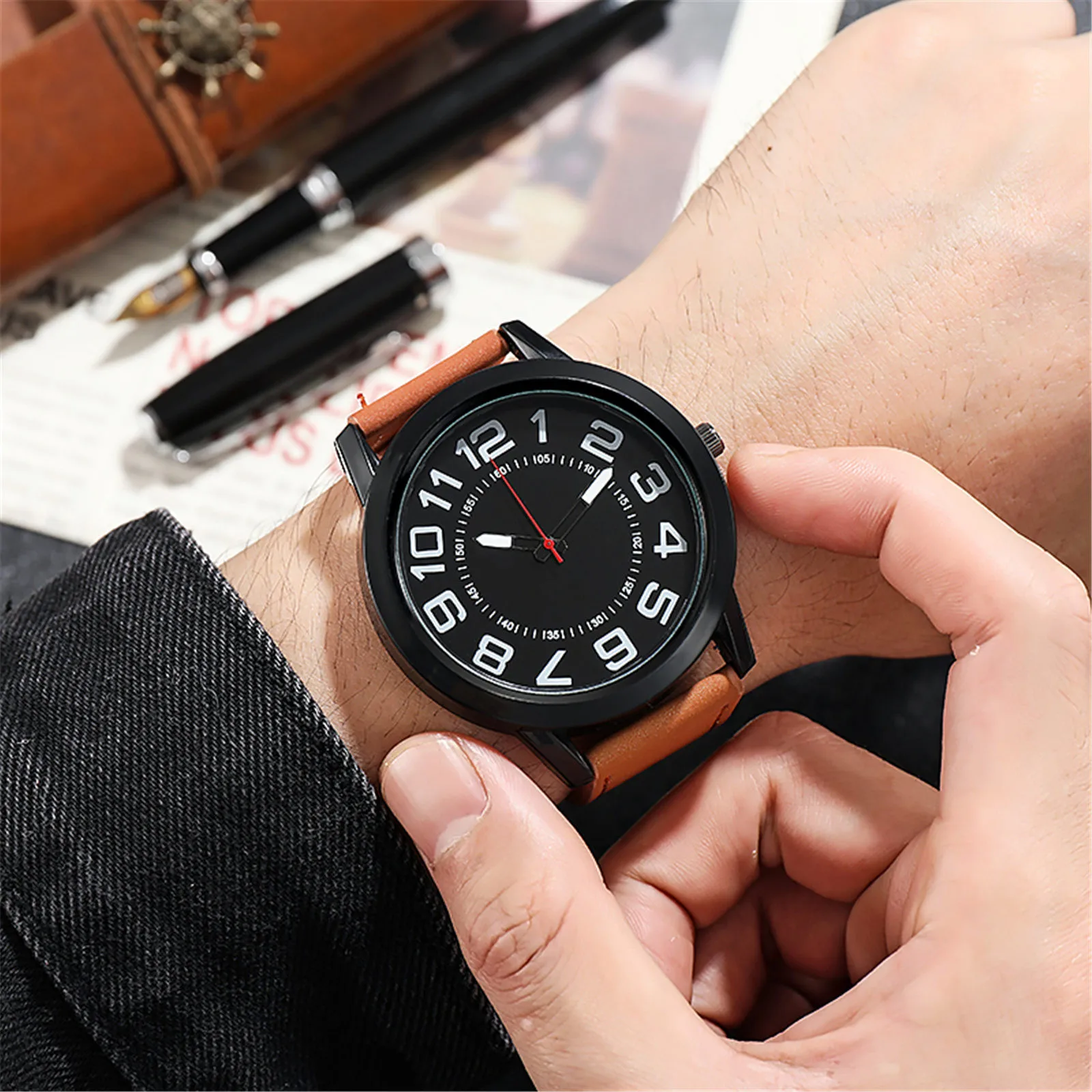 

Stock Couple Watches montre femme big Dial Military Quartz Men Watch Leather Sport watches High Quality Clock Wristwatch Relogio