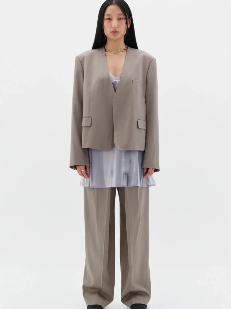 

Женский костюм, новинка осень-зима 2023, костюм с V-образным вырезом и расстегнутыми пуговицами, куртка/брюки