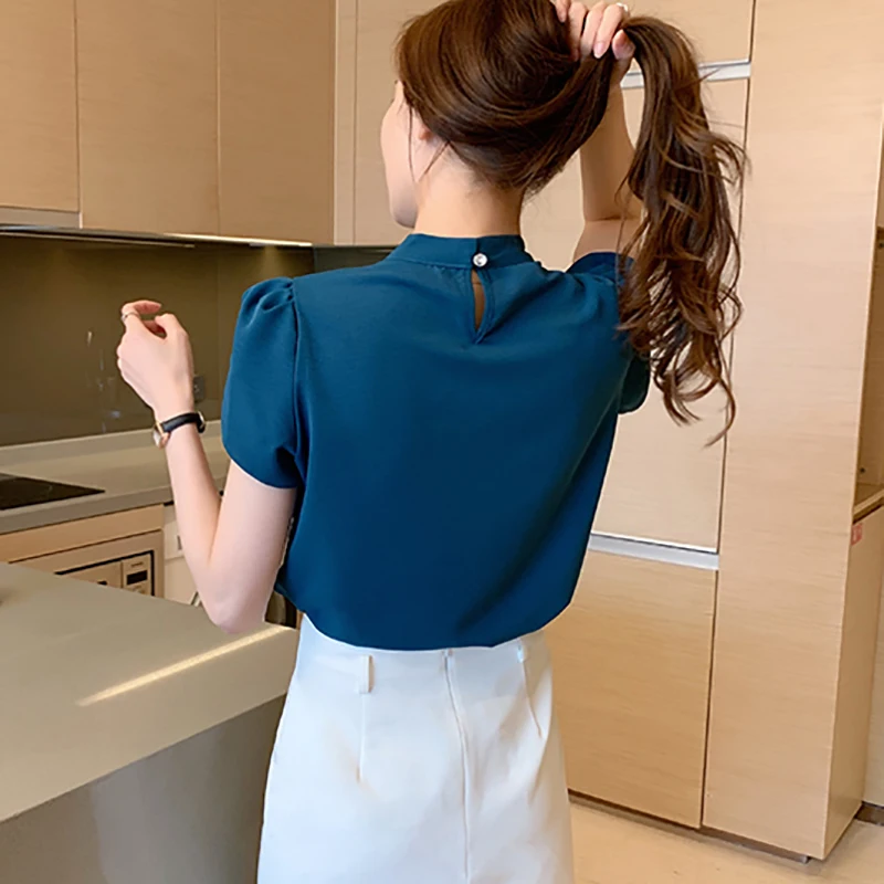 Женская шифоновая блузка с коротким рукавом-лепестком и бантом | одежда