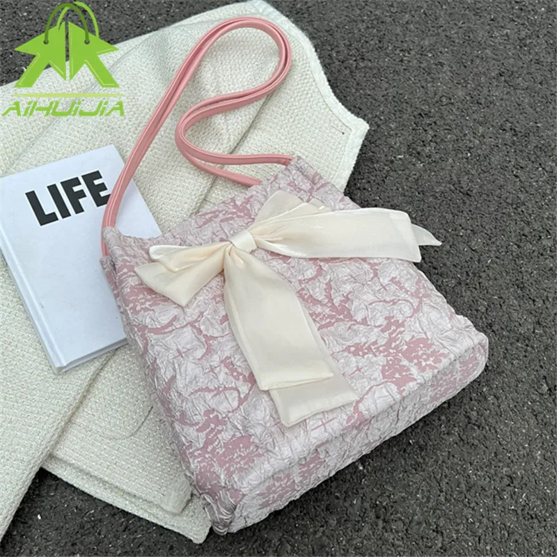 

Fashion Bow Shoulder Bags for Women 2022 New High Quality Cloth Handbags and Purses Casual High Capacity Female Travel Totes
