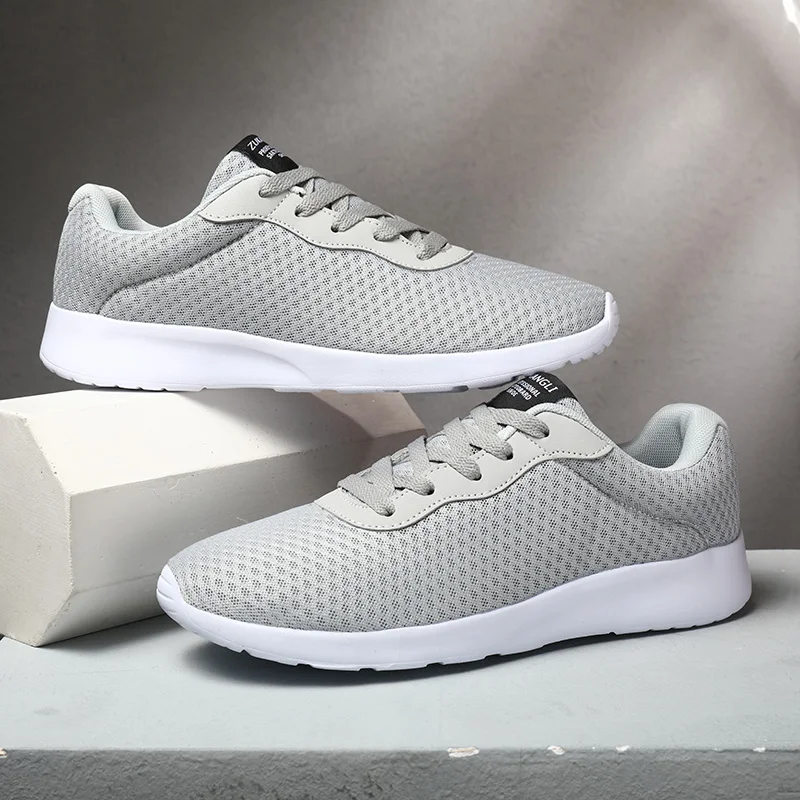 Men Women Casual Running Shoes Couples Breathable Air Mesh Sneakers Lightweight Walking Sneakers Trend Tennis Sports Shoes