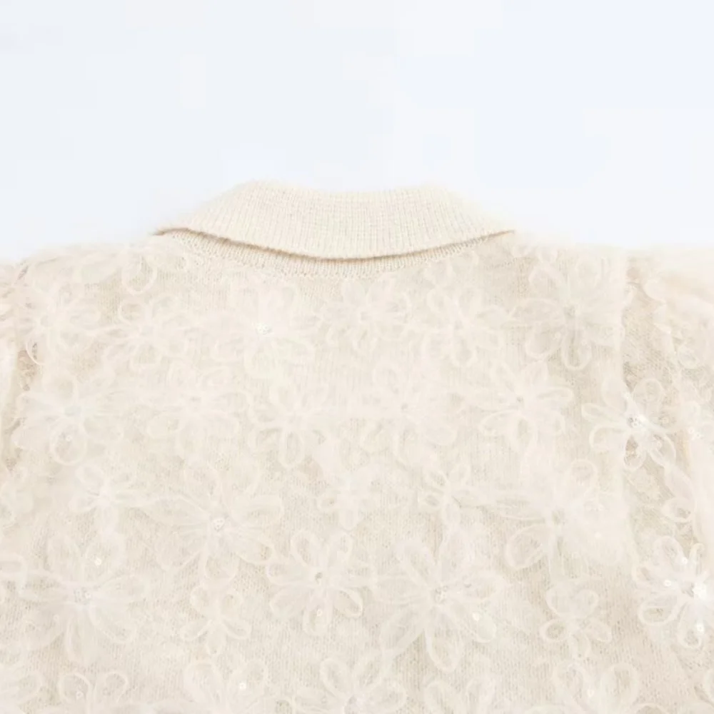 Женский милый вязаный кардиган с кружевом и бисером лацканами цветами короткими