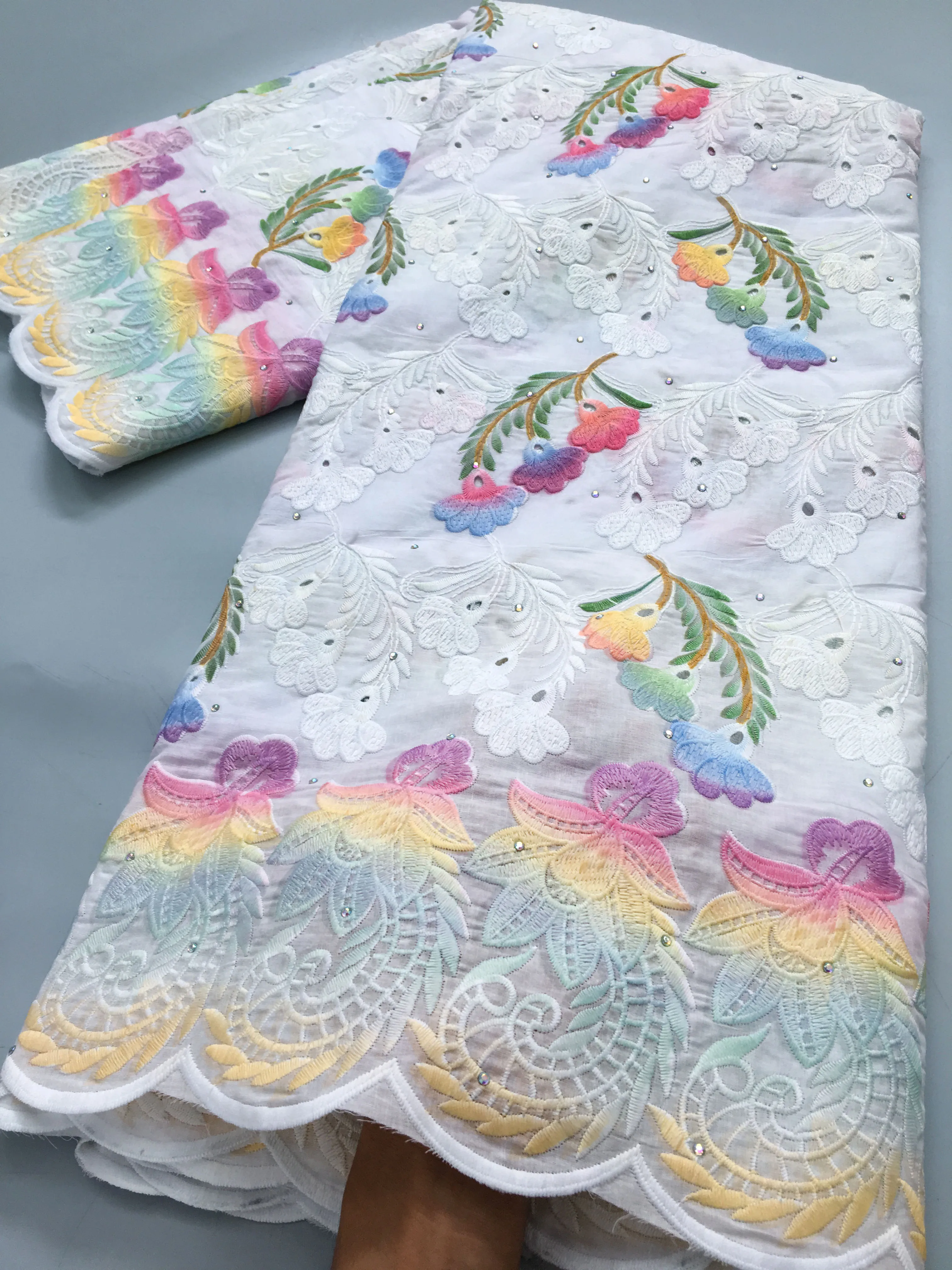 Африканская Хлопковая кружевная ткань новейшее нигерийское швейцарское кружево