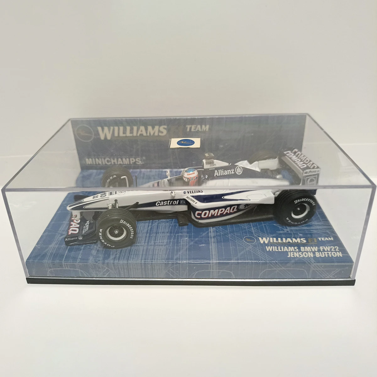 Масштабная модель 1:43 из литого сплава Williams BMW FW22 Jenson Button. Классические игрушечные автомобили. Ностальгия. Подарки для взрослых. Сувенир. Статичная модель для демонстрации. (art.: 3920dcdf21fd2) - 3920dcdf21fd2