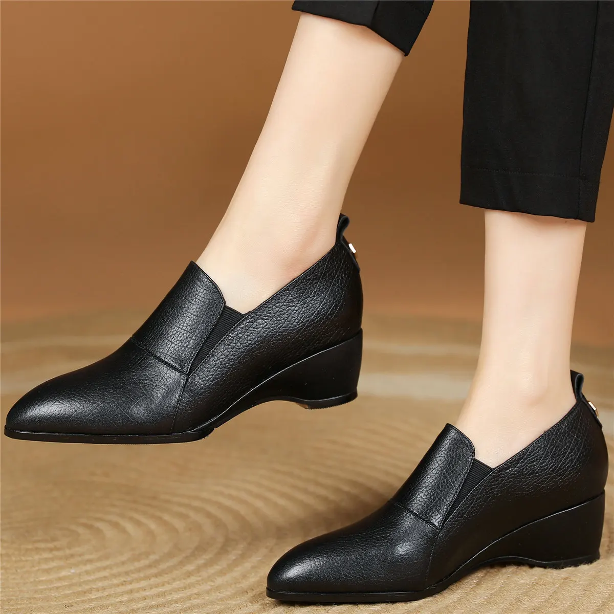 2023 Platform Oxfords Shoes Women Slip On Genuine Leather Wedges Med Heels Pumps Female Round Toe Fashion Sneakers Casual Shoes