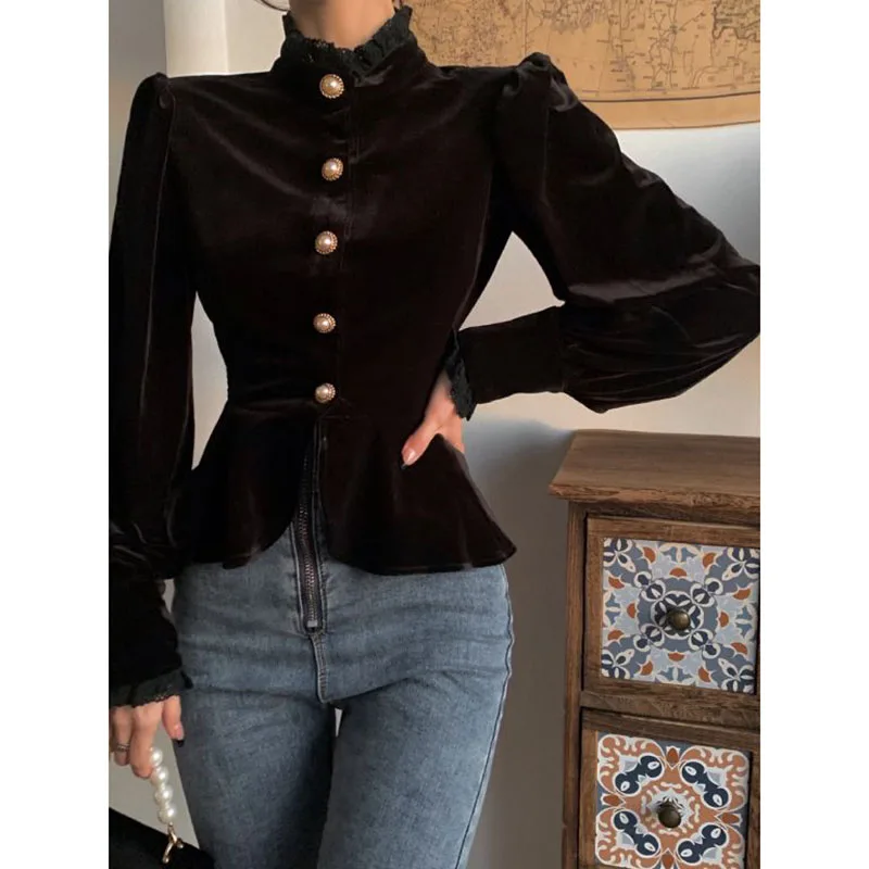 

Французская шикарная винтажная черная бархатная рубашка в дворцовом стиле, женская новая кружевная рубашка на осень и зиму, женская рубашка с воротником-стойкой и рюшами