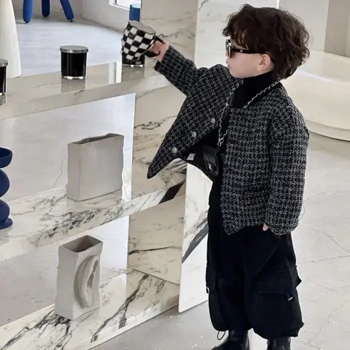 Пальто для мальчиков 2024 осенне-зимняя новая детская одежда черное твидовое