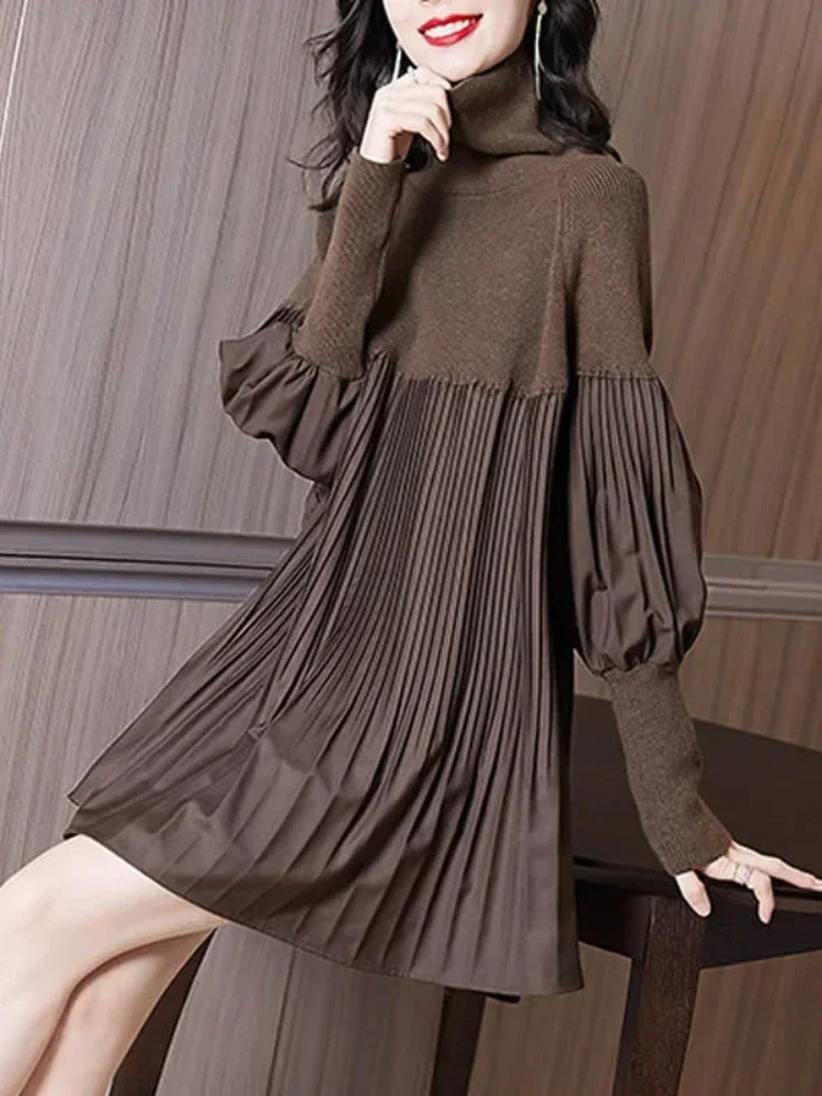 Платье женское осенне-зимнее трикотажное с длинными рукавами-фонариками