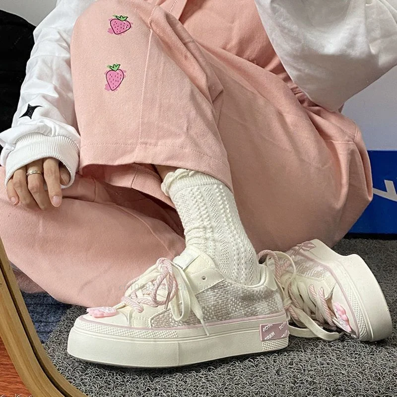 Sanrio Hello Kitty Sneaker Y2k Girl Casual Trendy Shoes Women Kawaii Canvas Flat Shoes New Cartoon Cute Board Shoes Students