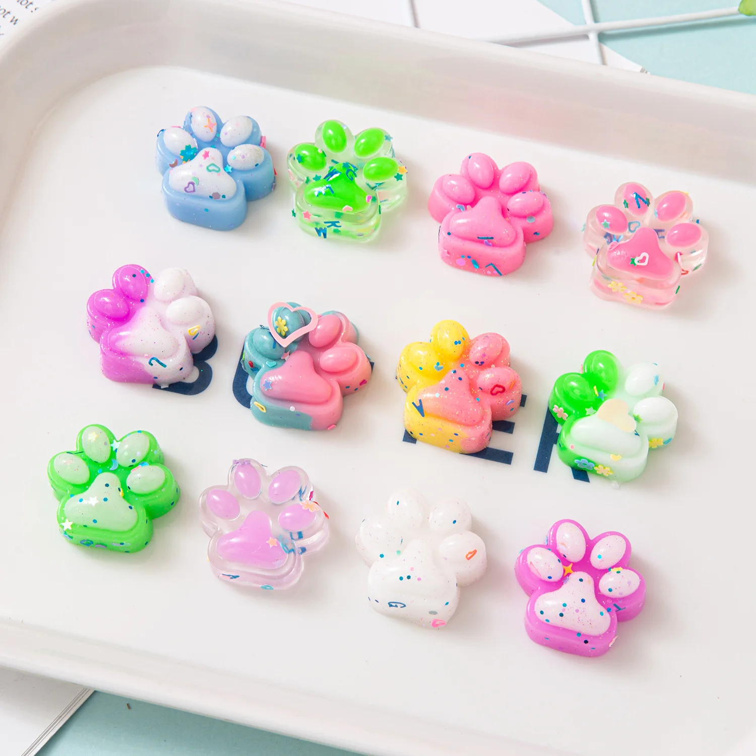 

10/30/50 шт., милые кошачьи когти, щипцы, несколько цветов, случайные декомпрессионные игрушки, детские сувениры для вечеринок, праздничный мини-мультяшный кошачий коготь