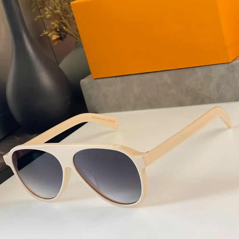 

2022 Trendy Foldable Cat Eye Sunglasses Outdoor Driving Brand Eyeglasses Eye-catching Atmosphere Full-screen Frame design UV400