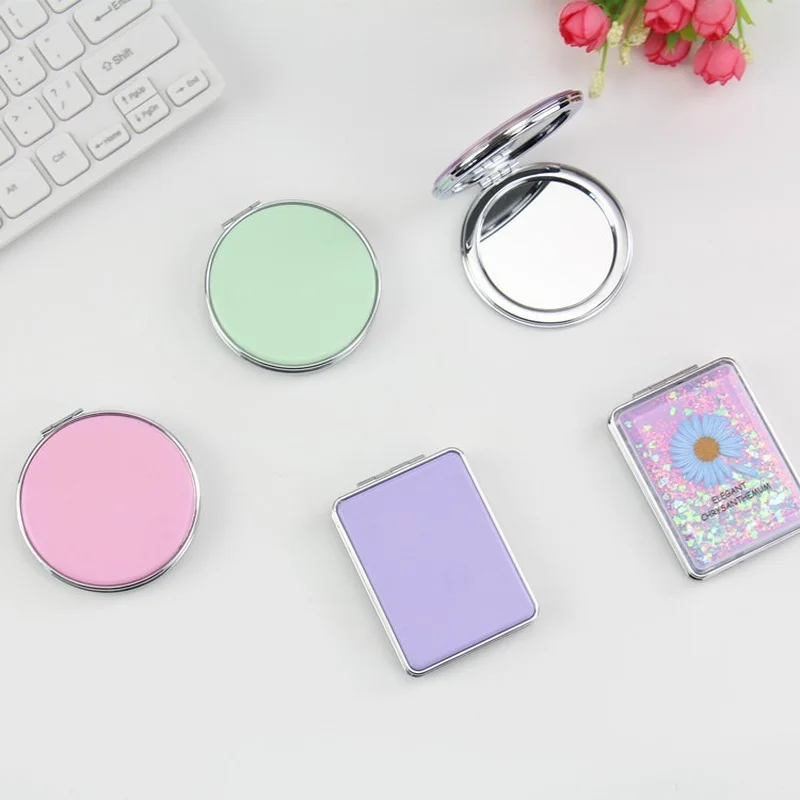 Двустороннее зеркало для макияжа L104 портативное косметическое с блестками и