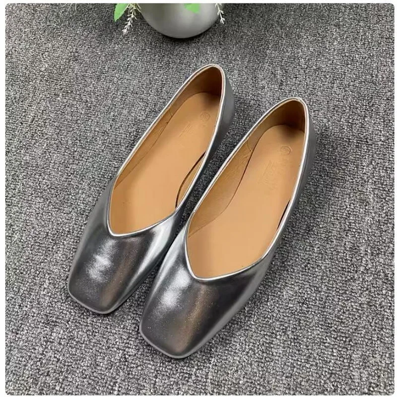 Туфли женские с круглым носком плоская подошва без застежки простая