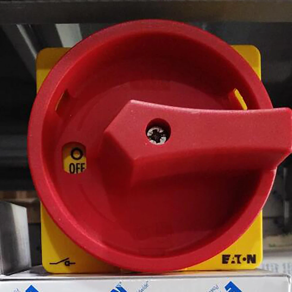 EATON Eaton Muller MOELLER выключатель изоляционной нагрузки P3-100/EA/SVB/N Front Fixed 100A