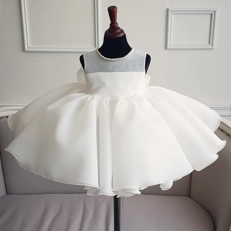 

Children Princess Dress Fluffy Gauze Skirt Baby Birthday White Dresses Satin Fabric Pearl