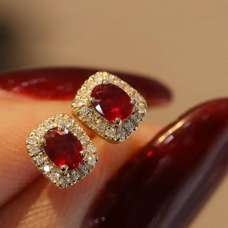 

Square Earrings Elegant Ladies Vintage Hepburn Delicate Red Shiny Zircon Stud Earrings Party Banquet Charming Accessories
