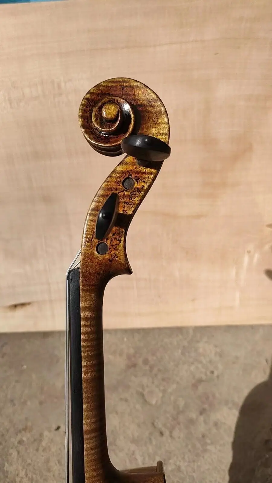 4/4 violin Guarneri model European flamed maple back spruce top Professional