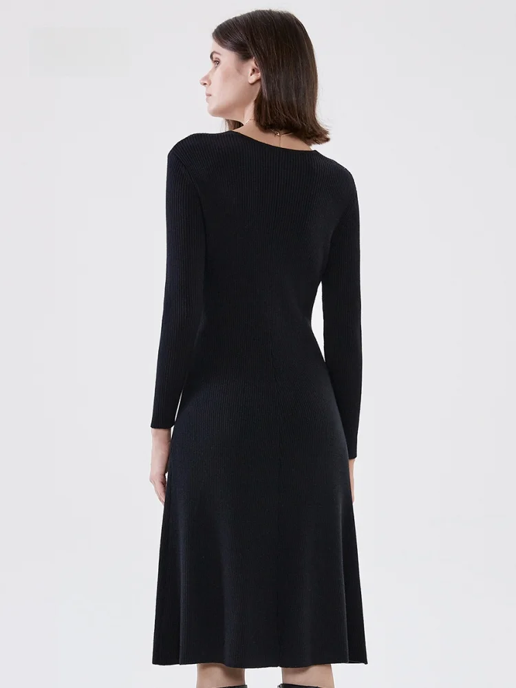 [Светкая шерсть] Laurel Rourui осеннее и зимнее облегающее платье с v-образным вырезом