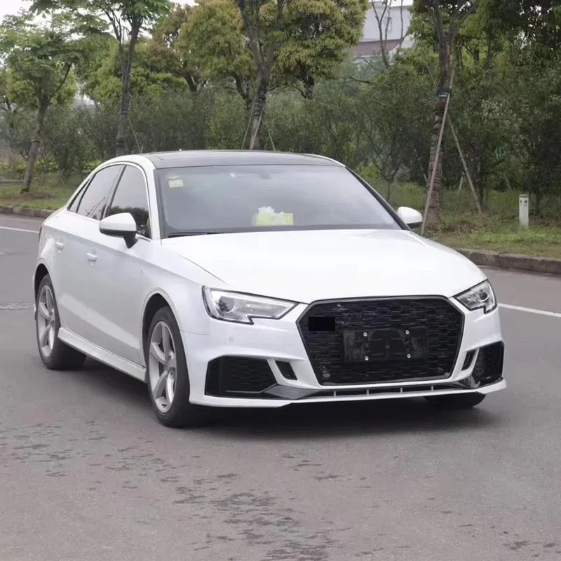 Фото Передний бампер для Audi A3 S3 8V.5 Sedan в стиле RS3, 2017-2019, с глянцевой черной решеткой, доставка FedEx. №2