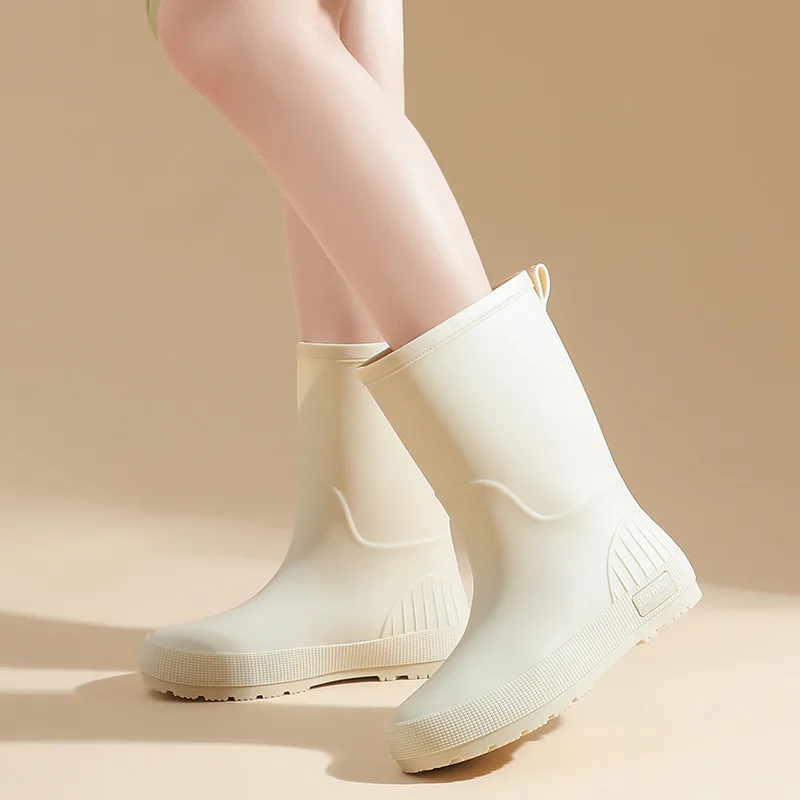 Женские непромокаемые сапоги среднего размера с противоскользящим покрытием