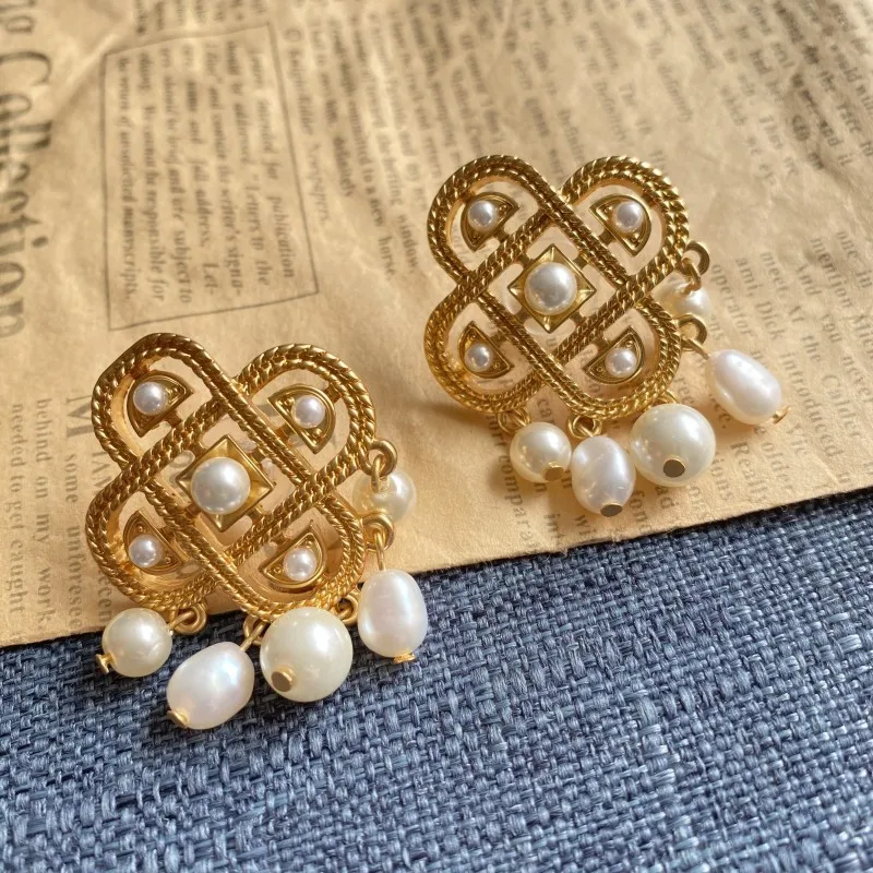 

Vintage Chinese knot irregular pearl fringed stud earrings for women