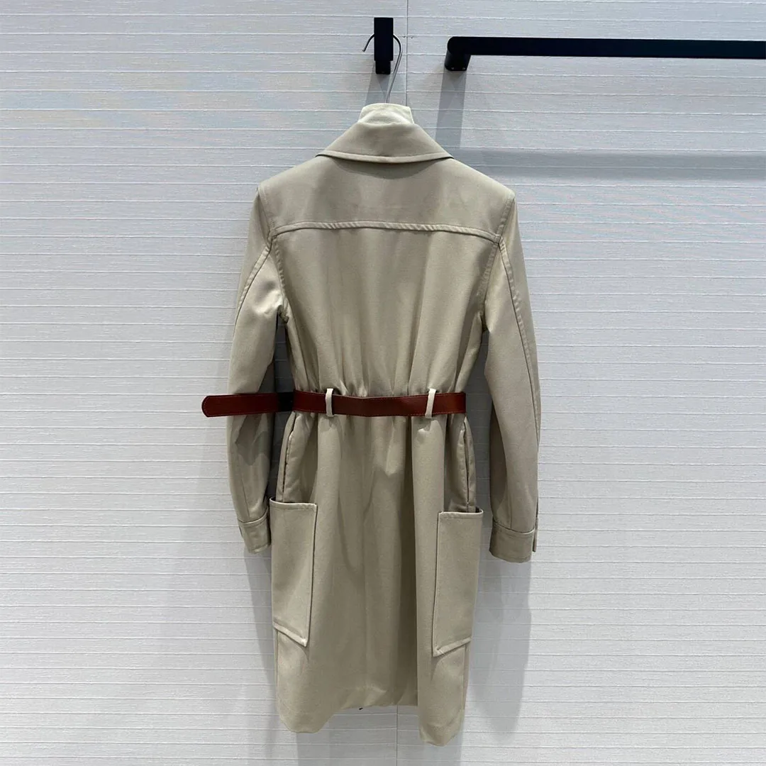 2024 Новое осеннее модное дизайнерское платье в стиле сафари женское с лацканами и