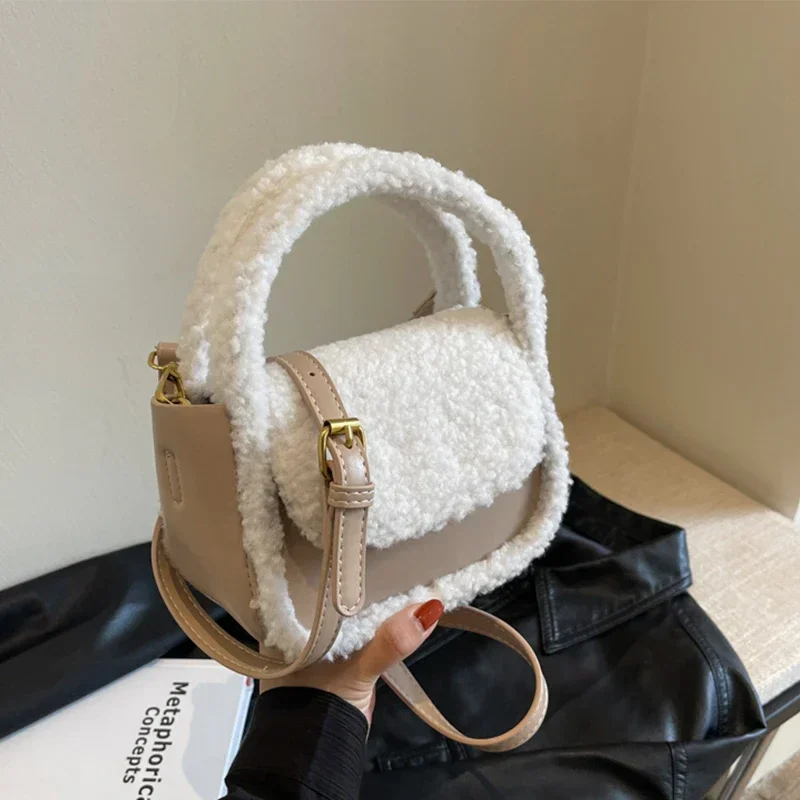 

2023 Winter Lamb Woolen Handbag Women's Bag Designer Saddle Plush Handbag Fashion Casual Shoulder Messenger Bag Female bolsas