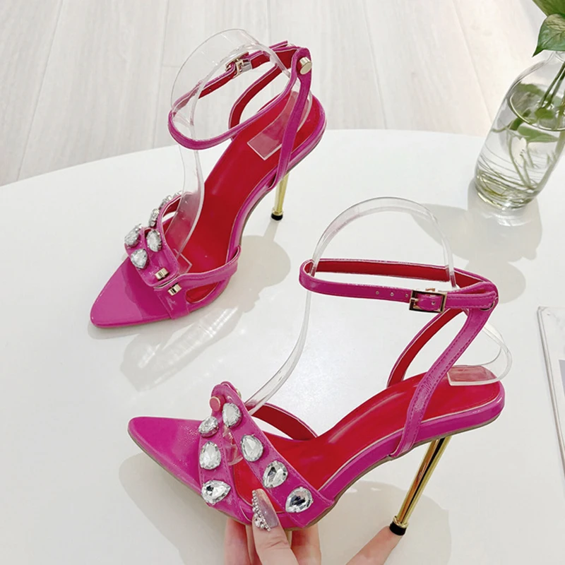 Фото Zomer Mode Gem Klinknagel Smalle Band vrouwen Metalen Thih Hoge Hakken Sandalen Sexy Puntige Open Teen Feestjurk schoenen 11 см №3