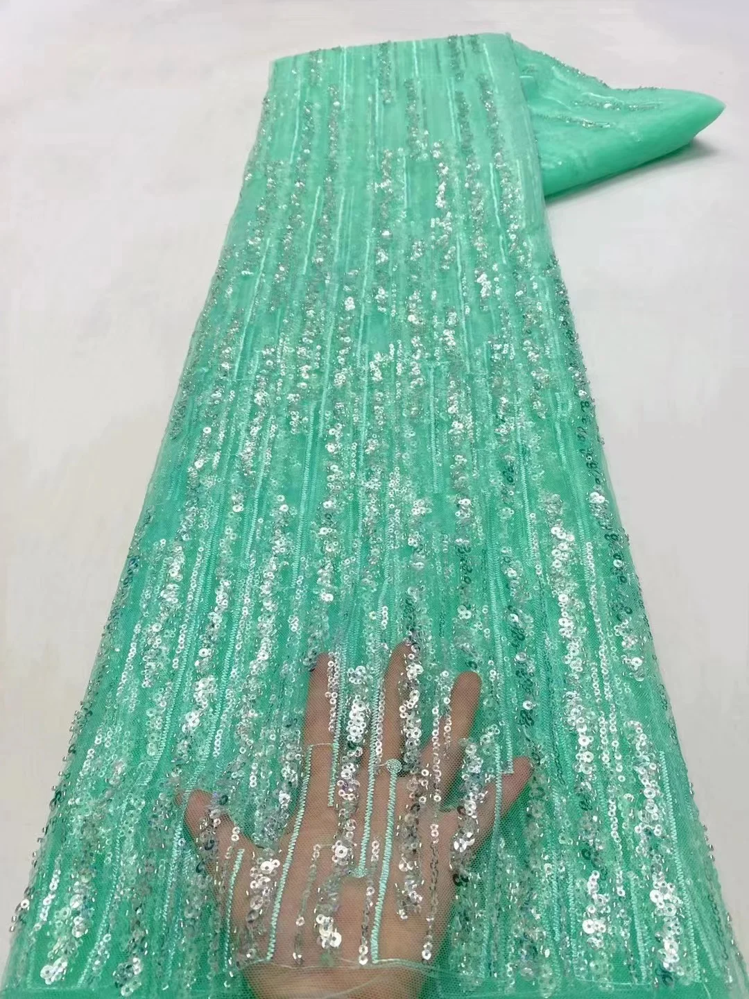 

African Groom Sequins Lace Fabric High Quality 2023 Heavy Beads Embroidery French Tulle Lace Nigerian Wedding Sewing QF0466