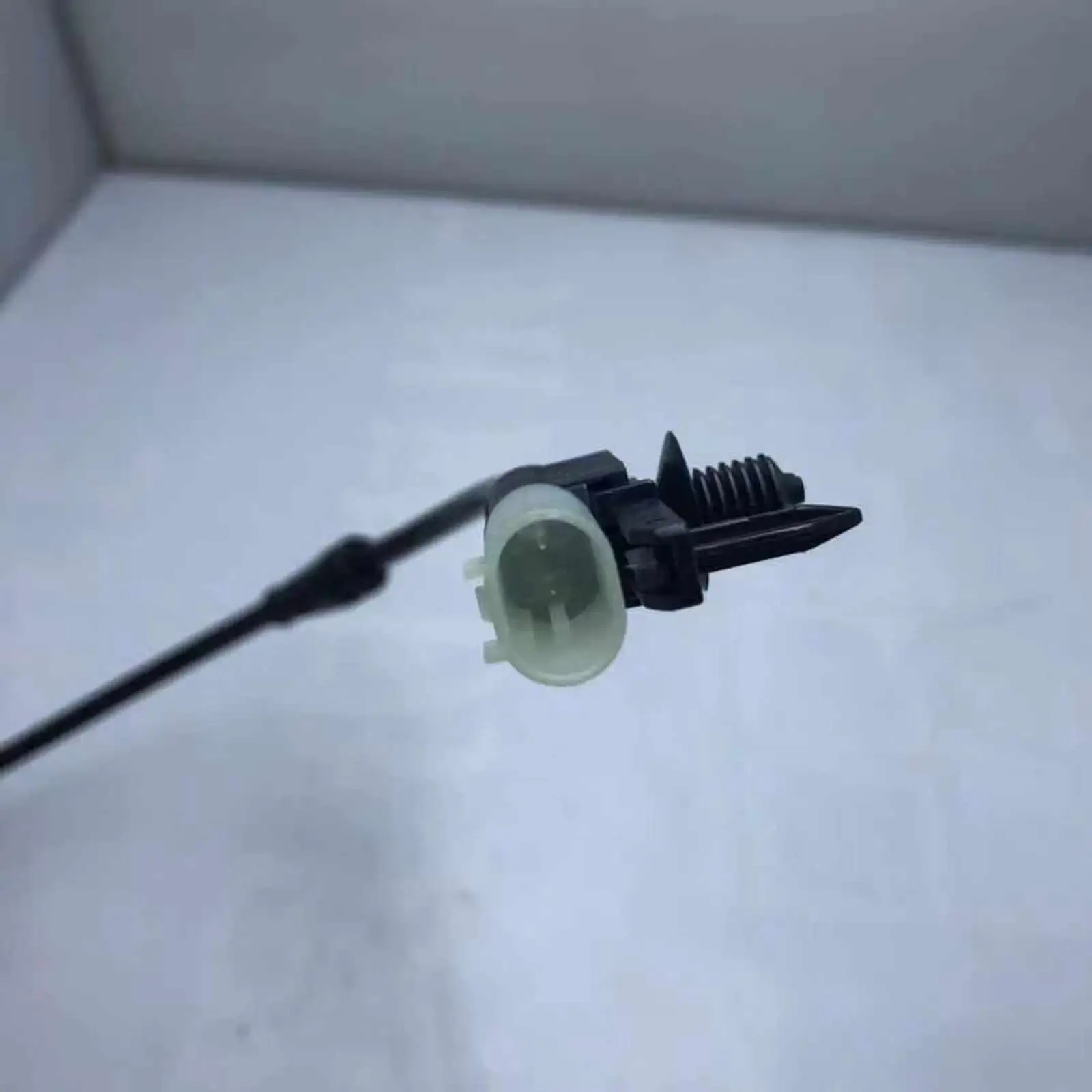 

LR033295 Car Rear Brake Pad Electronic Wear Sensor Indicator for Land Rover for Range Rover 2013-18