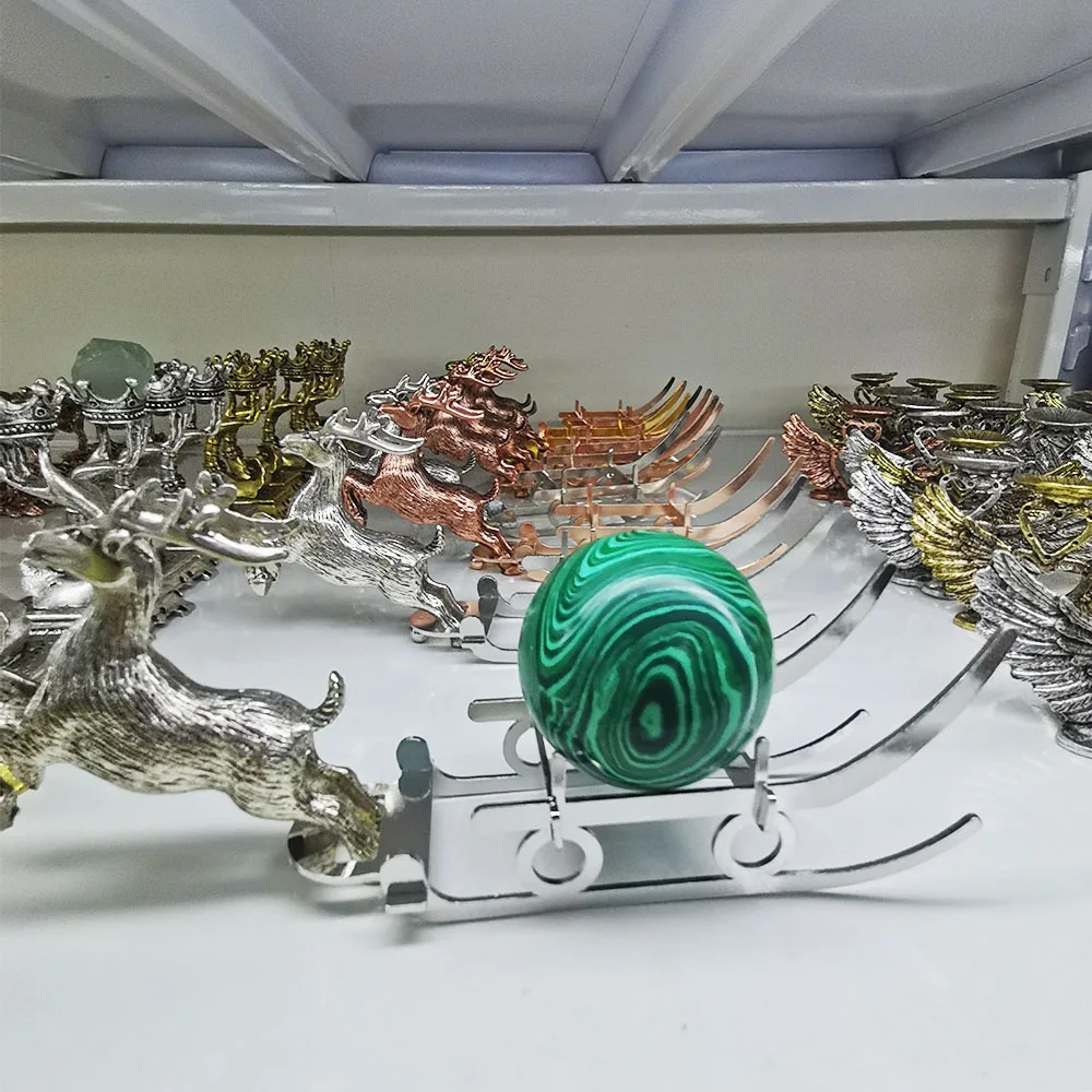 

Cute Silver Deer Style Metal Crystal Base Support Display Stand Photography Props Handicraft Decor