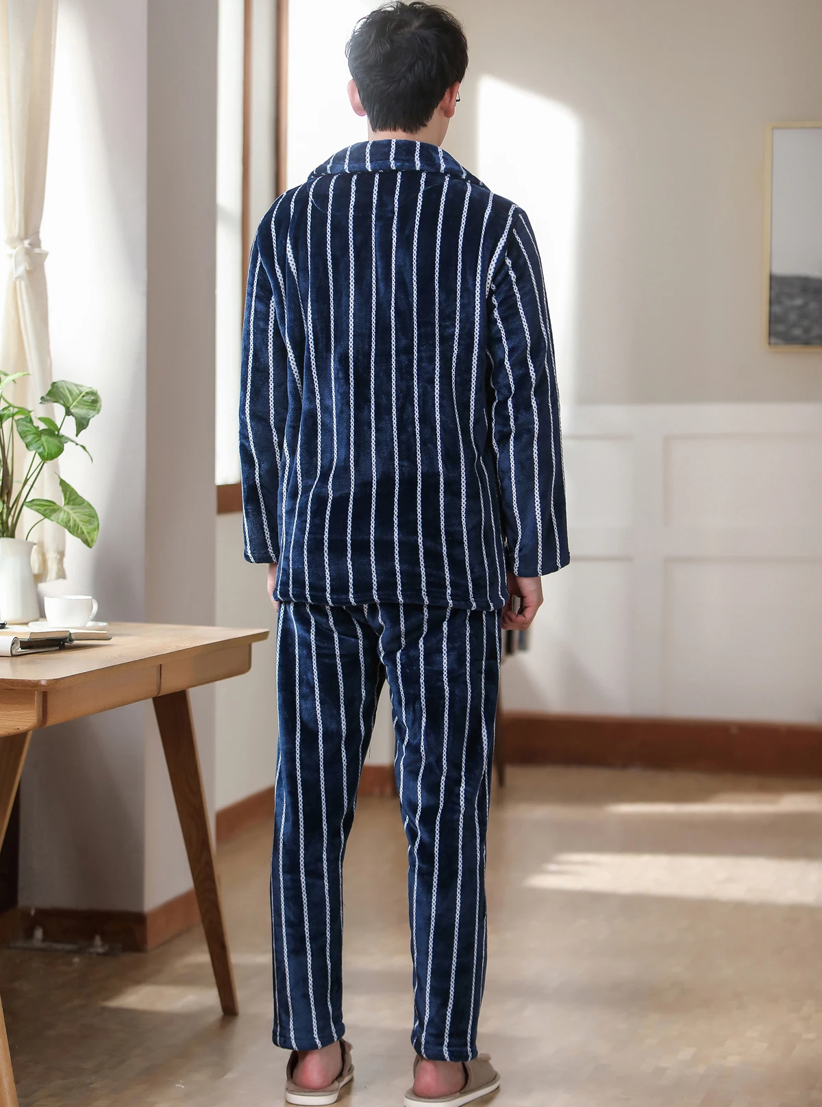 Men's Winter Thicken Flannel Pajamas Sets Male Long Sleeve Pajamas Plus Size Pijama Sleepwear Homewear Teenager Casual Pyjamas