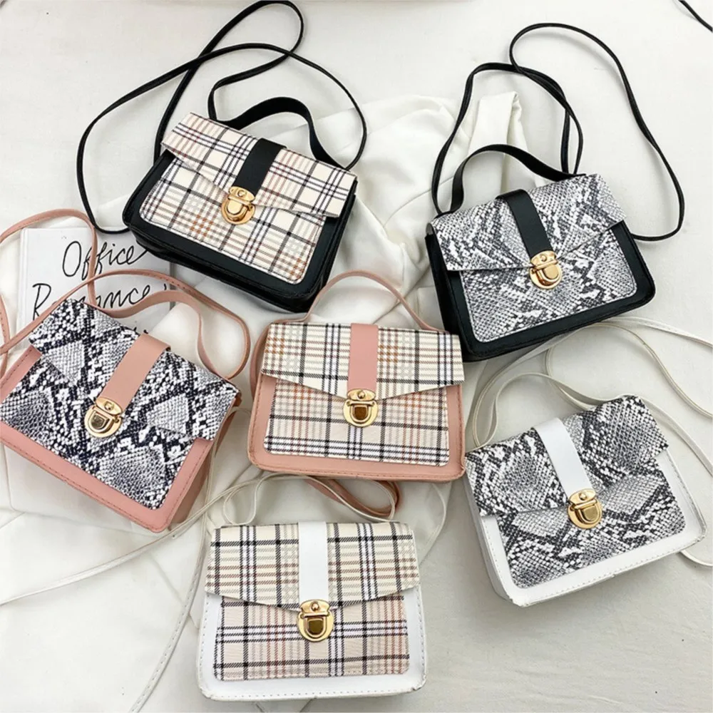 

Women's Simple Hand-held One-shoulder Messenger Fresh Lock Lattice Ladies Lipstick Mobile Phone Cosmetics Small Square Bag