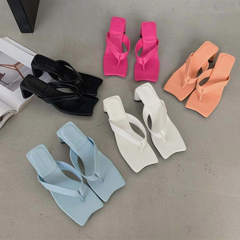 

2022 Summer New Single Shoe Fashion Half Trailer High Heels Women's Sandals Herringbone Thongs Thick Middle Heel Net Red