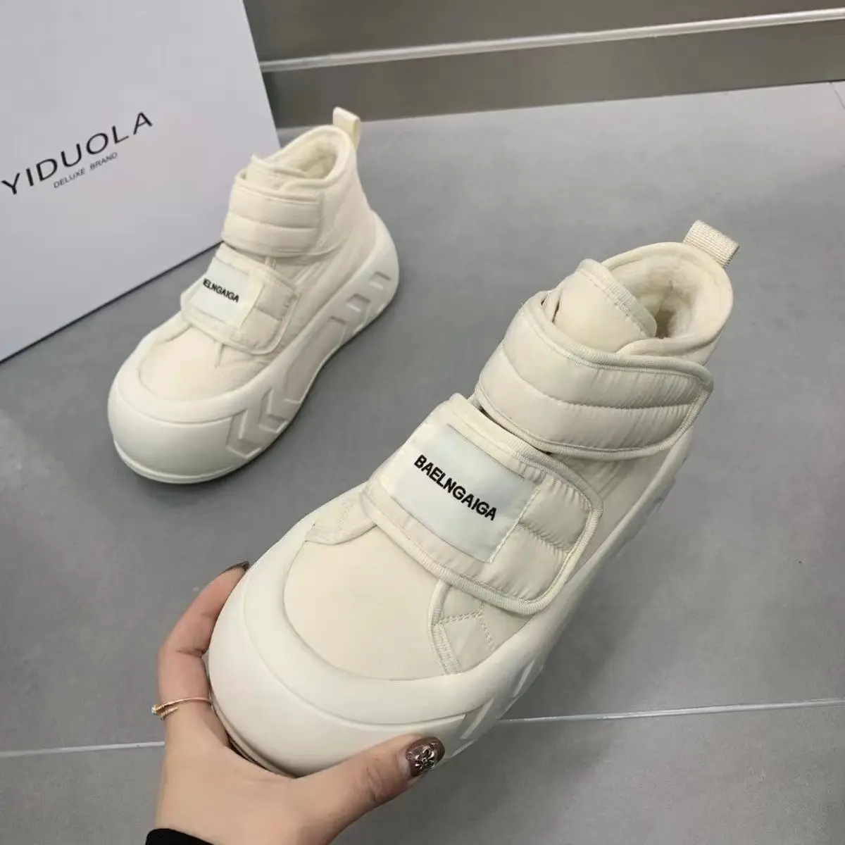 

Новинка Зима 2022, модные кроссовки для студентов, женские ботинки, женская обувь