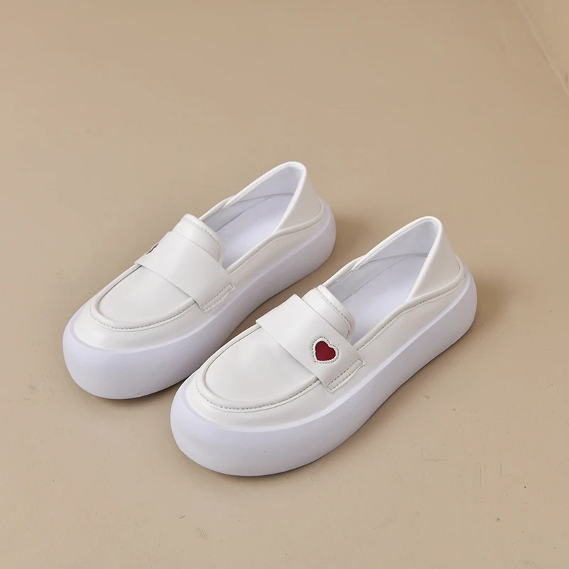 Туфли женские с мехом лоферы без застежки маленькие для медсестер осень 2024