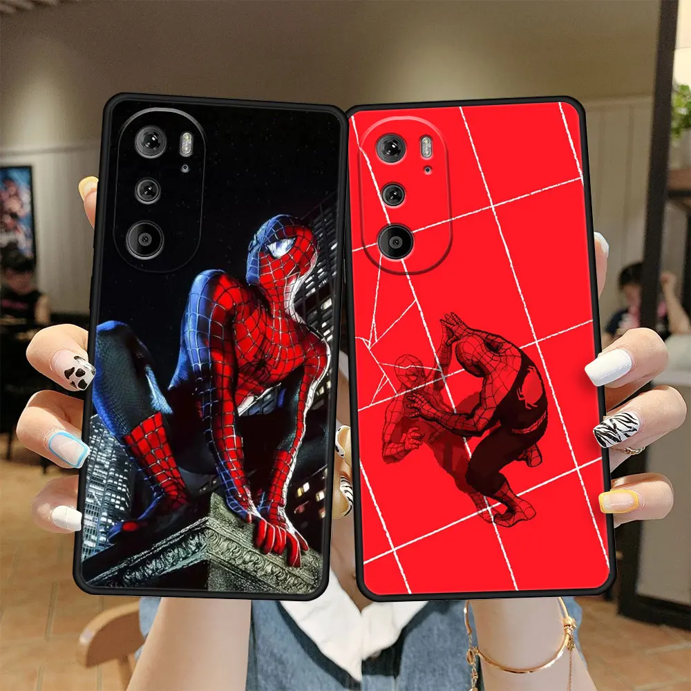 

Soft Luxury Casing Marvel Spiderman Red Case Funda for Moto G22 G30 G60 G51 5G G31 Edge 20 30 Pro G71 S30 X30 G200 One Phone