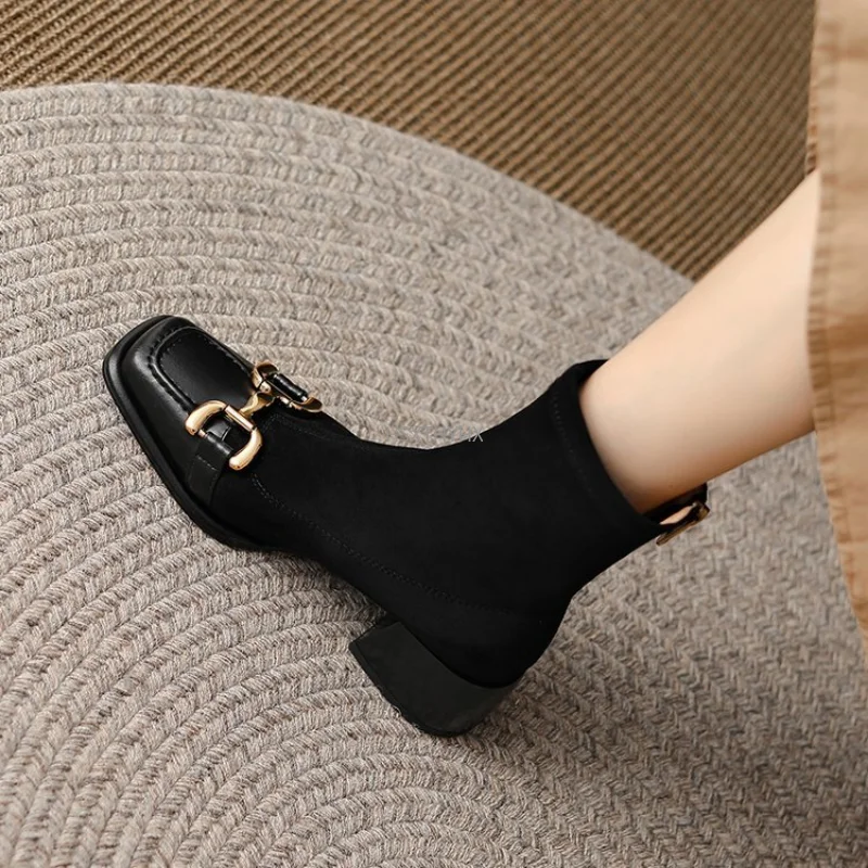 

Новинка 2022, зимняя замшевая женская обувь, модные Роскошные теплые зимние ботинки челси на среднем каблуке, готические массивные ботинки-но...