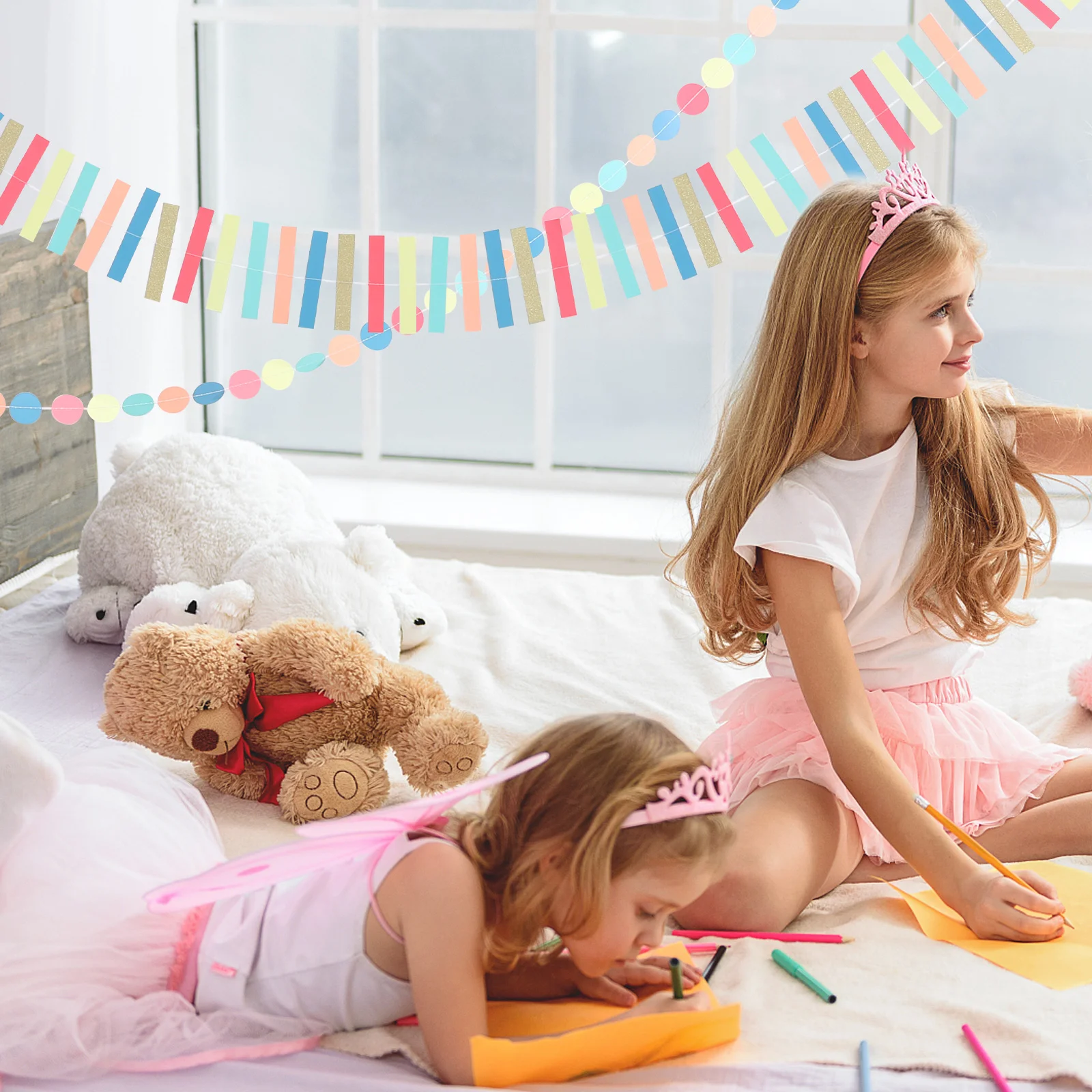 

Paper Garland Circle Dot Party Decoration Flower Decorations Metallic Baby Favor School Classroom Rainbow String Multicolored